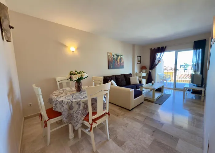 Paraiso Riviera Apartment